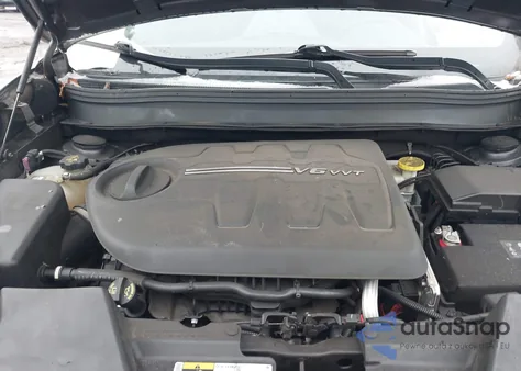 2018 Jeep Cherokee Latitude 4X4 z USA, uszkodzony, nr VIN 1C4PJMCX4JD517792